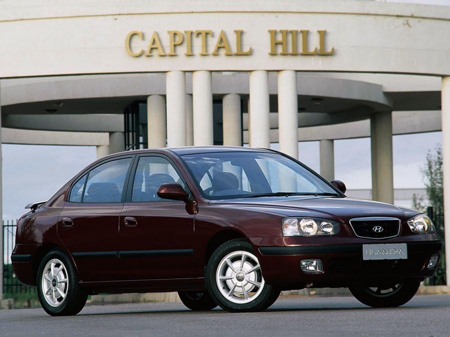  Hyundai Elantra Sedan 2003 года  (ZA) (фото 8 из 16)